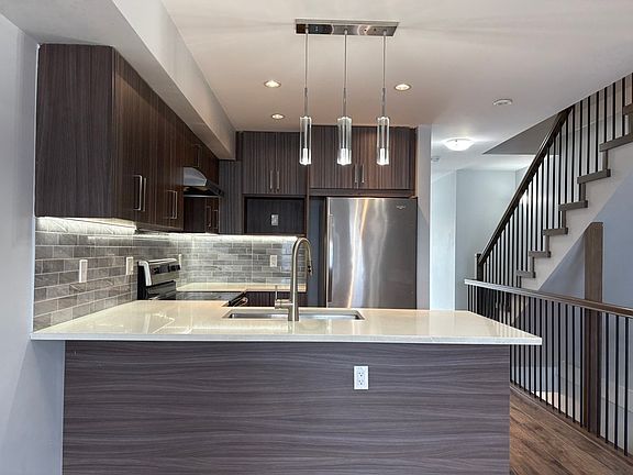 2nd image of 500 Fleming Rd #18