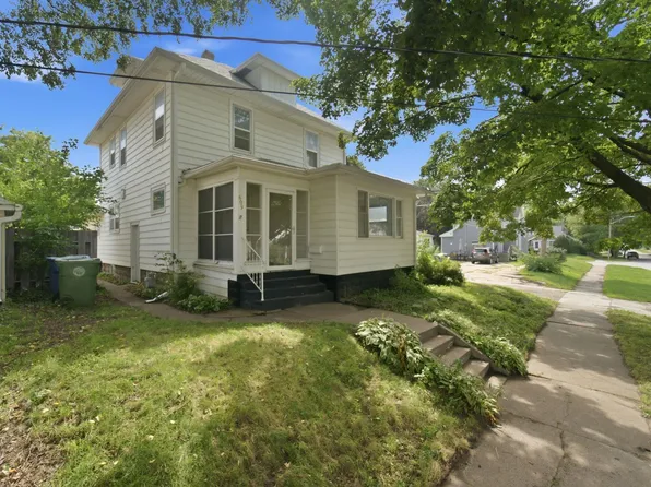 609 Moir St, Waterloo, IA 50701
