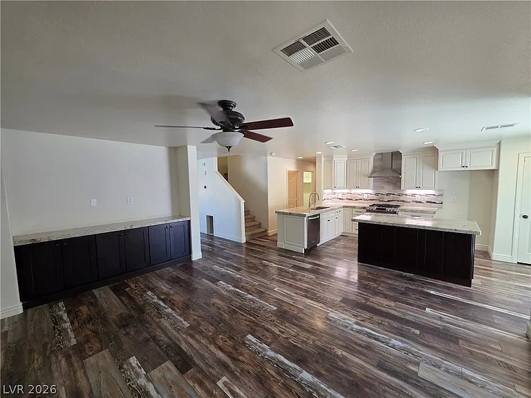 10799 Flame Vine Ct — Photo 58