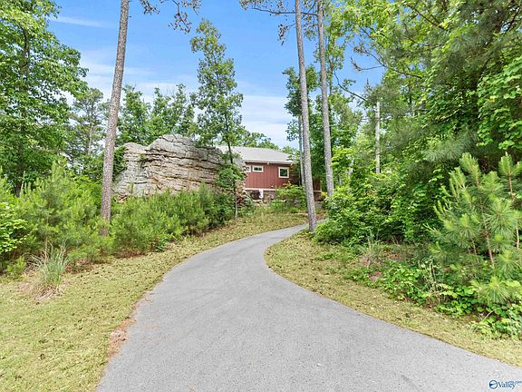 3rd image of 230 Wilson Rd