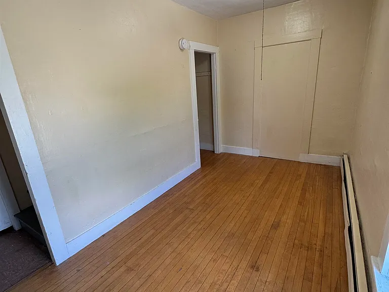 154 Washington St #3 — Photo 3