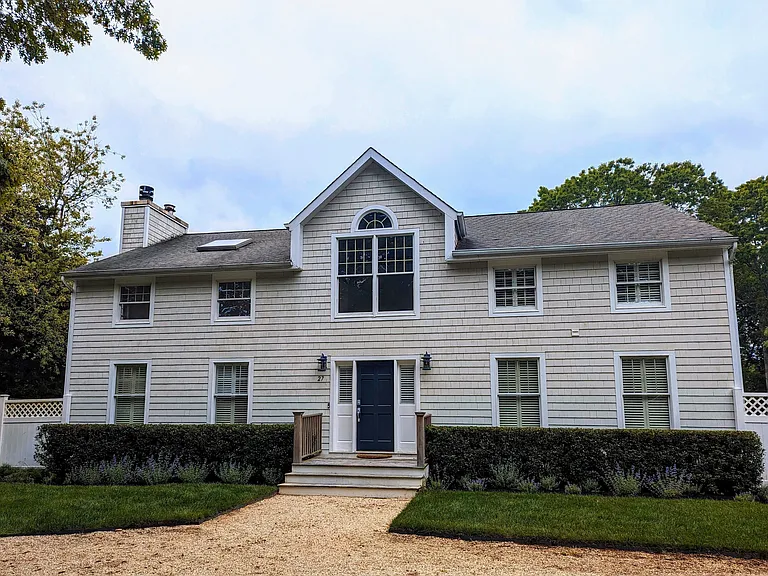 27 Fieldview Ln — Photo 1