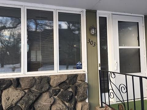 2nd image of 303 16th St