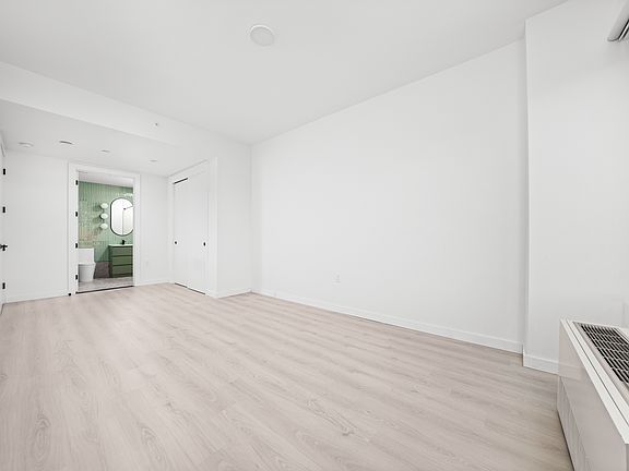 5th image of 138 Bruckner Blvd #2011