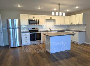 750 E Front St APT 307, Albert Lea, MN 56007