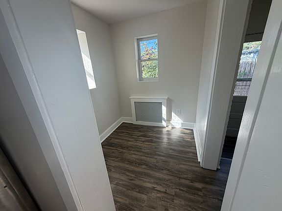 2nd image of 226 S 18th St
