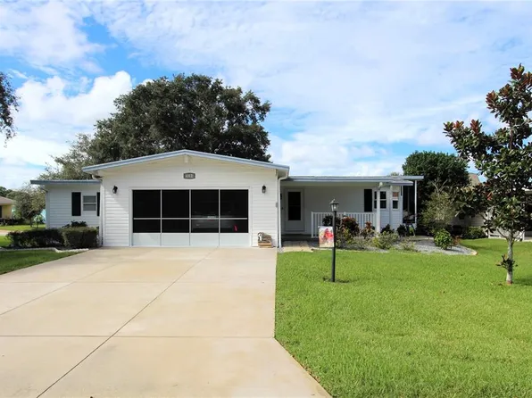 442 Sioux Blvd, Oak Hill, FL 32759