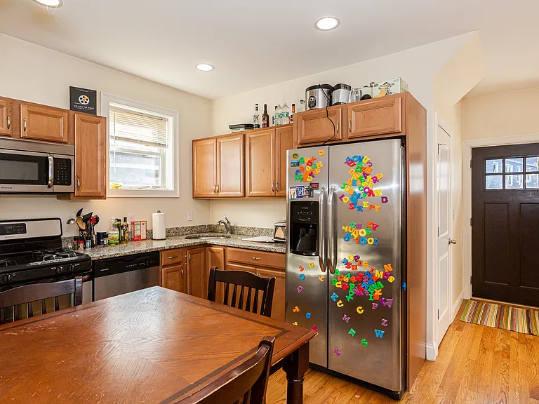 182 Calumet St #1 — Photo 3