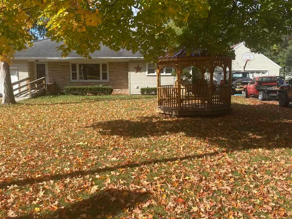 2390 Airport Rd, Adrian, MI 49221