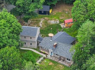 20 Old County Rd, Cape Neddick, ME 03902