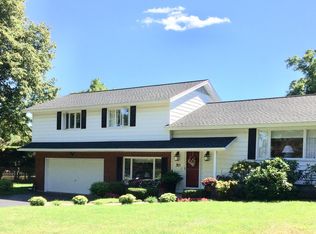 50 Pinto Dr, Pittsfield, MA 01201