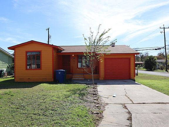 2nd image of 302 Edna Ave