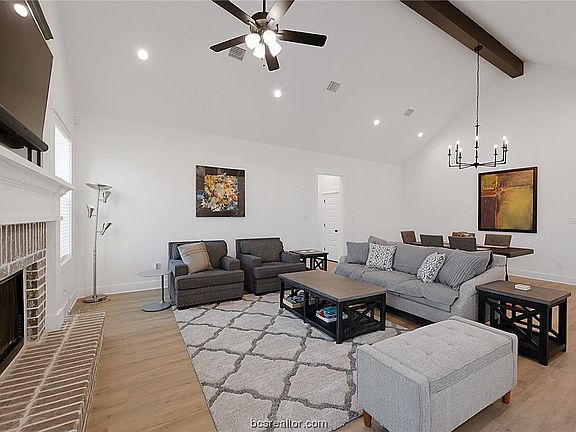 4th image of 3508 Castine Ct