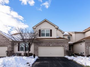 973 Oak Ridge Blvd, Elgin, IL 60120