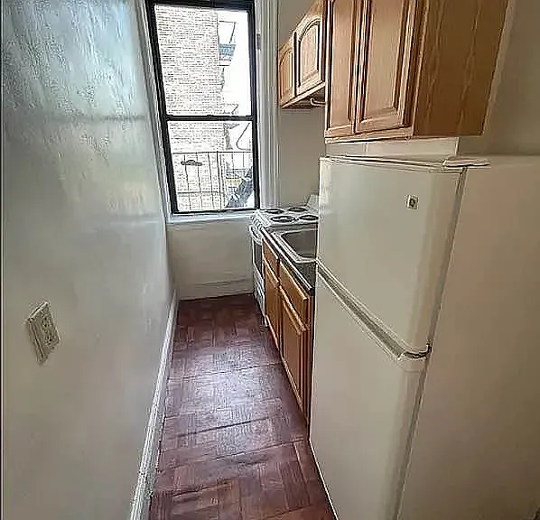 725 9th Ave #2A — Photo 7