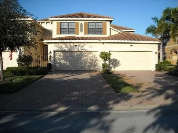 10542 Smokehouse Bay Dr #61202, Naples, FL 34120