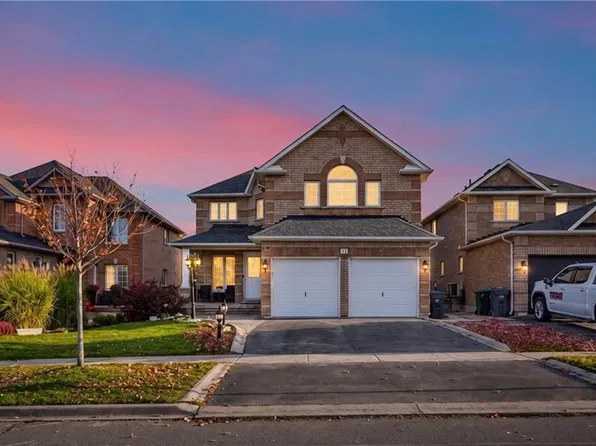 13 Dovaston Gate, Caledon, ON L7E 2K3