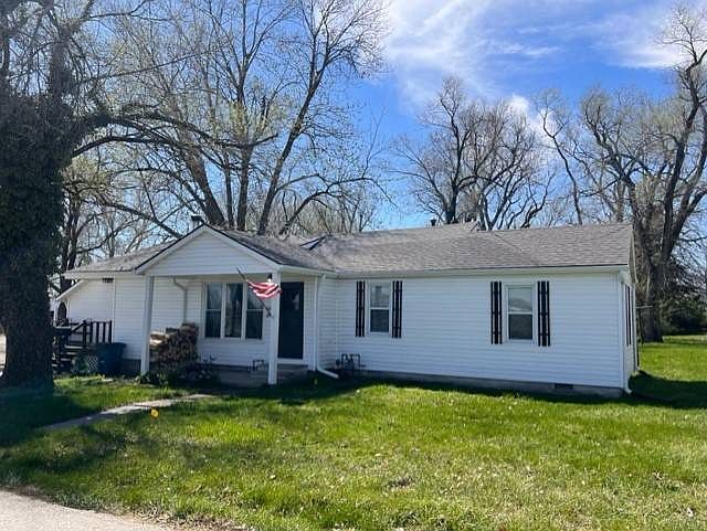 205 N West St Cameron MO 64429 MLS 11168439 Zillow   6ab83fe47fb2d051cad0c1efda9b7057 Cc Ft 960 