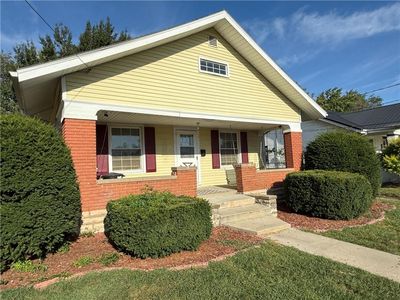 408 S Shaw St, Richmond, MO, 64085