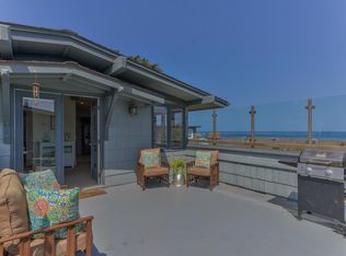 1136 Beacon Ave, Pacific Grove, CA 93950