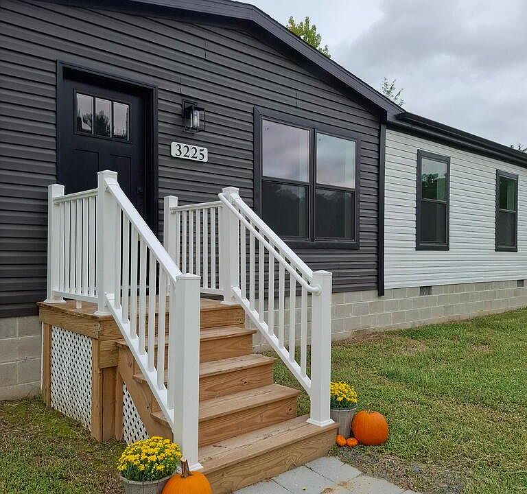1st image of 3225 Pine Meadows Way