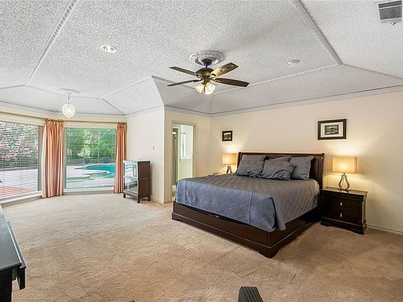5th image of 6230 Emeraldwood Pl