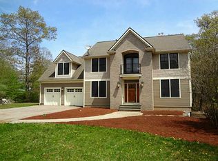 37 Seabury Dr, Westerly, RI 02891