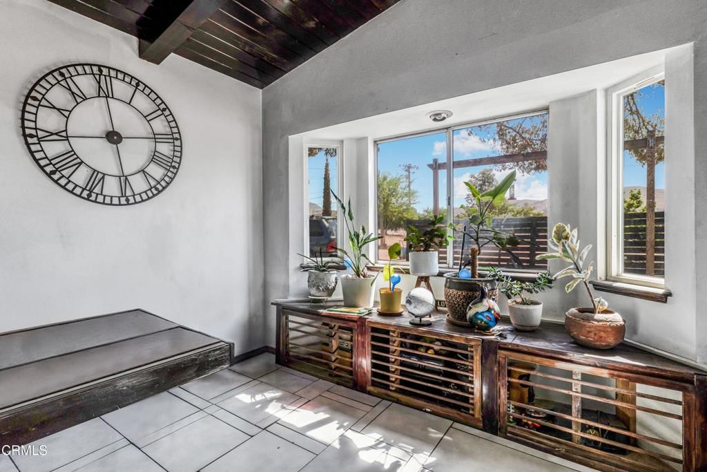 33011 Crown Valley Rd, Acton, CA - More