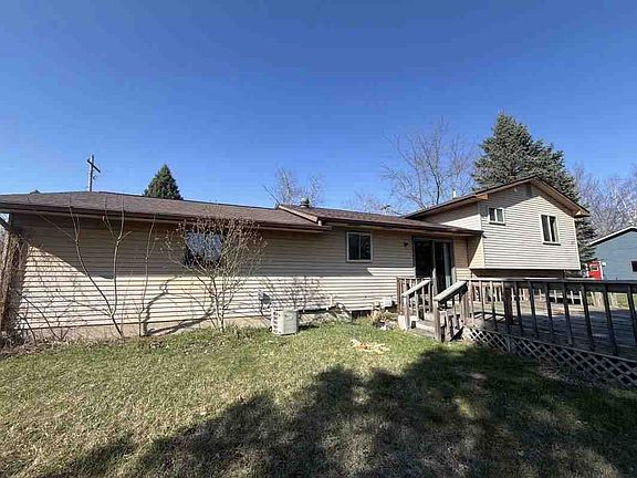 2nd image of 1440 E Sawdust Corners Rd