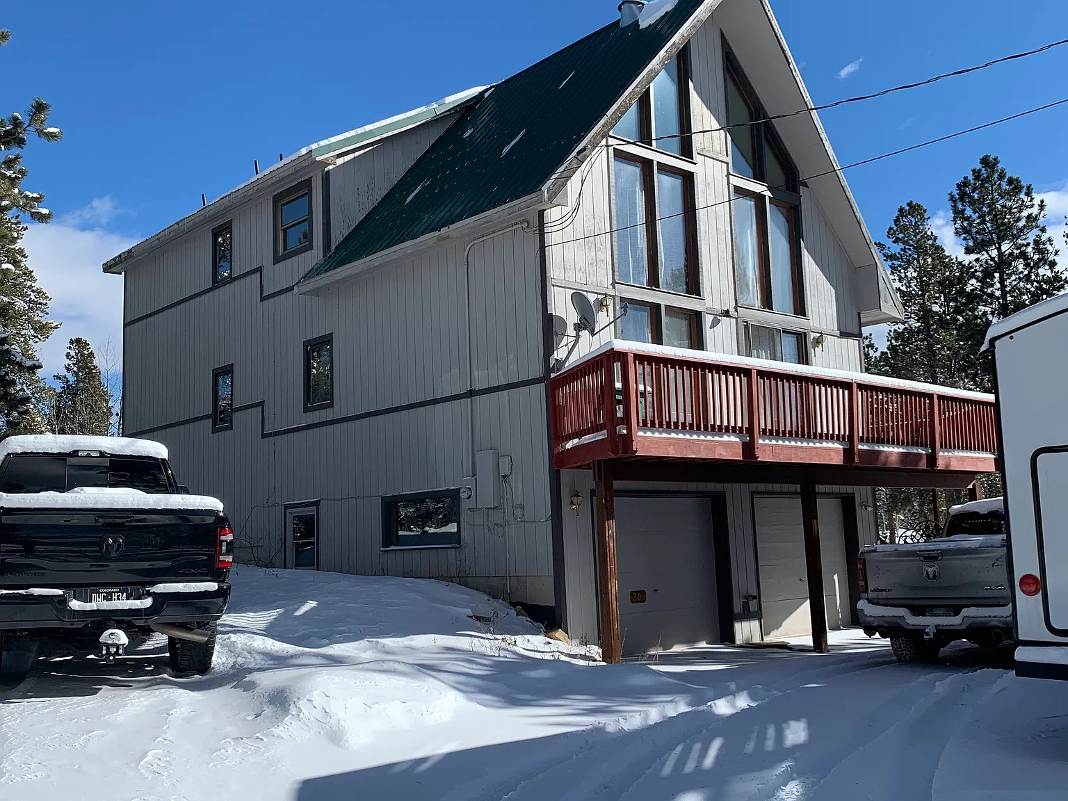 208 Evergreen Rd — Photo 3