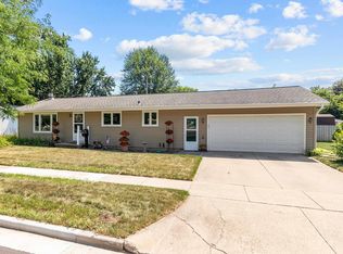 1213 W Marquette St, Appleton, WI 54914