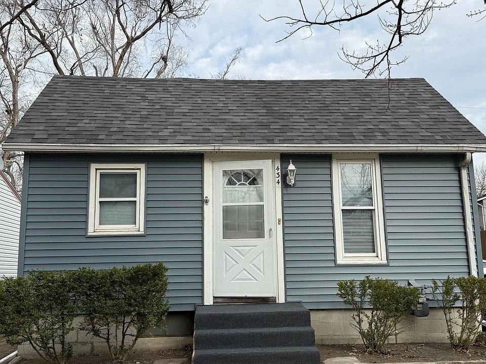 1st image of 434 S 2nd St