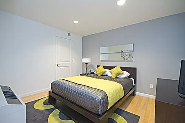 Rented by Compass | media 47