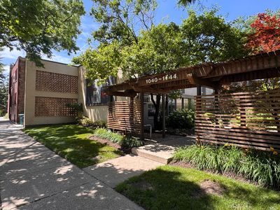 1044 Ontario St APT 2E, Oak Park, IL, 60302