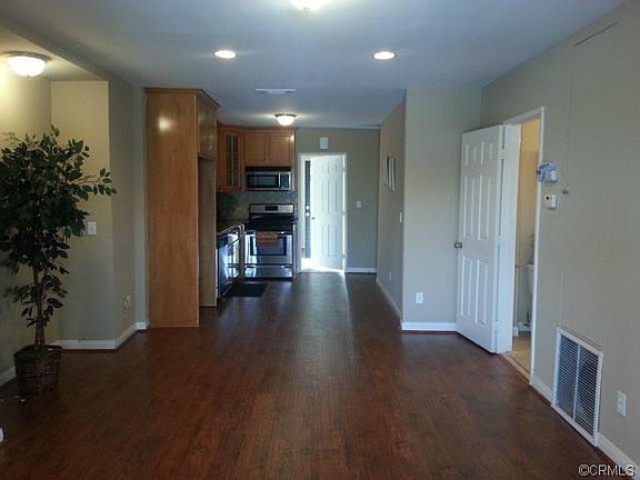 2nd image of 310 E Palmer Ave