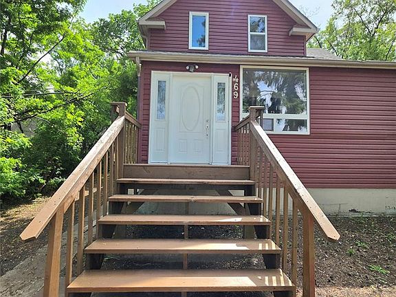 3rd image of 469 19th STREET E