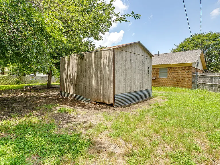 816 E Mustang St — Photo 38