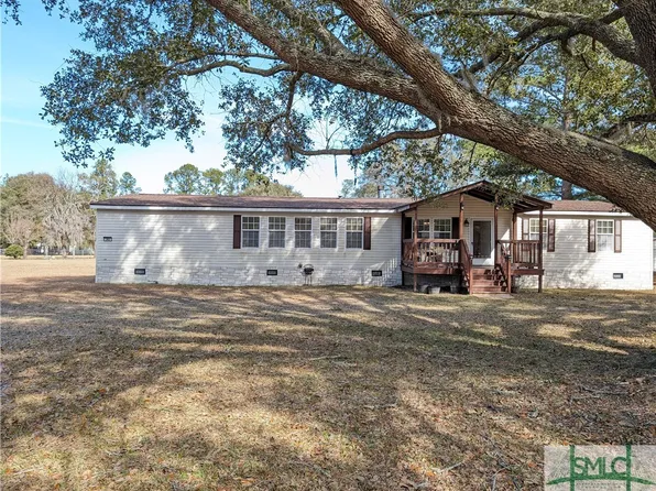 343 Deerfield Road E, Bloomingdale, GA 31302