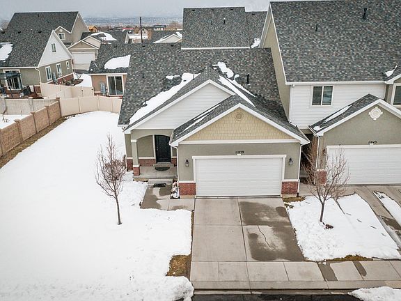 Arial view of townhome.