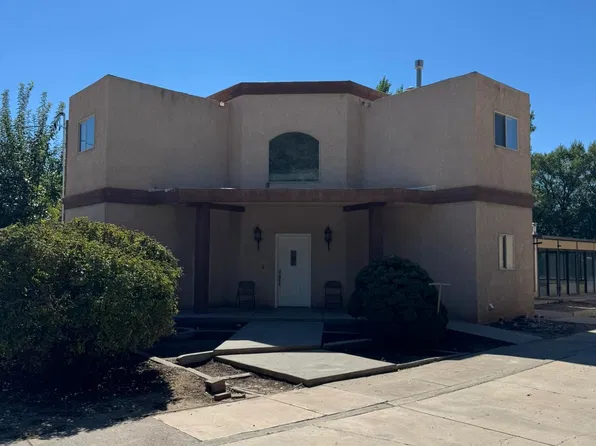 1930 Ilfield Rd SW, Albuquerque, NM 87105