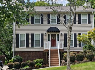 1407 E Whirlaway Cir, Helena, AL 35080