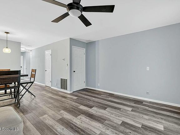 4th image of 1000 Sea Island Rd #59
