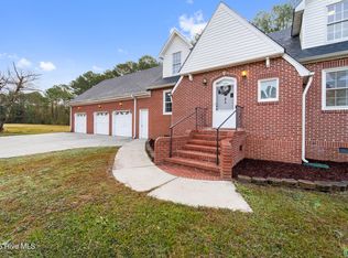 190 Huffmantown Road, Richlands, NC 28574