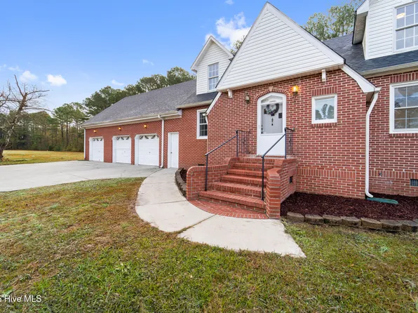 190 Huffmantown Road, Richlands, NC 28574