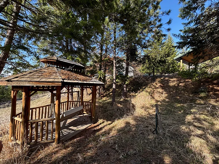 250 Eagles Nest Dr — Photo 7