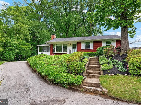 2nd image of 8805 Littlewood Rd