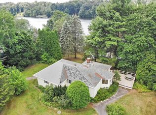 45 Loyola Rd, Woodstock, CT 06281