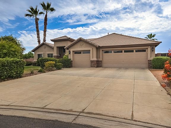 2nd image of 4304 E Fountain Cir