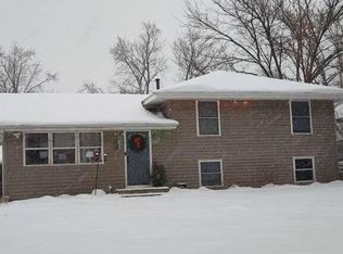 2915 115th Ln NW, Coon Rapids, MN 55433