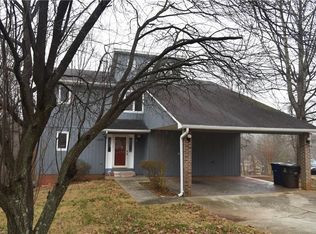 2946 Dahlia Dr, Winston Salem, NC 27107